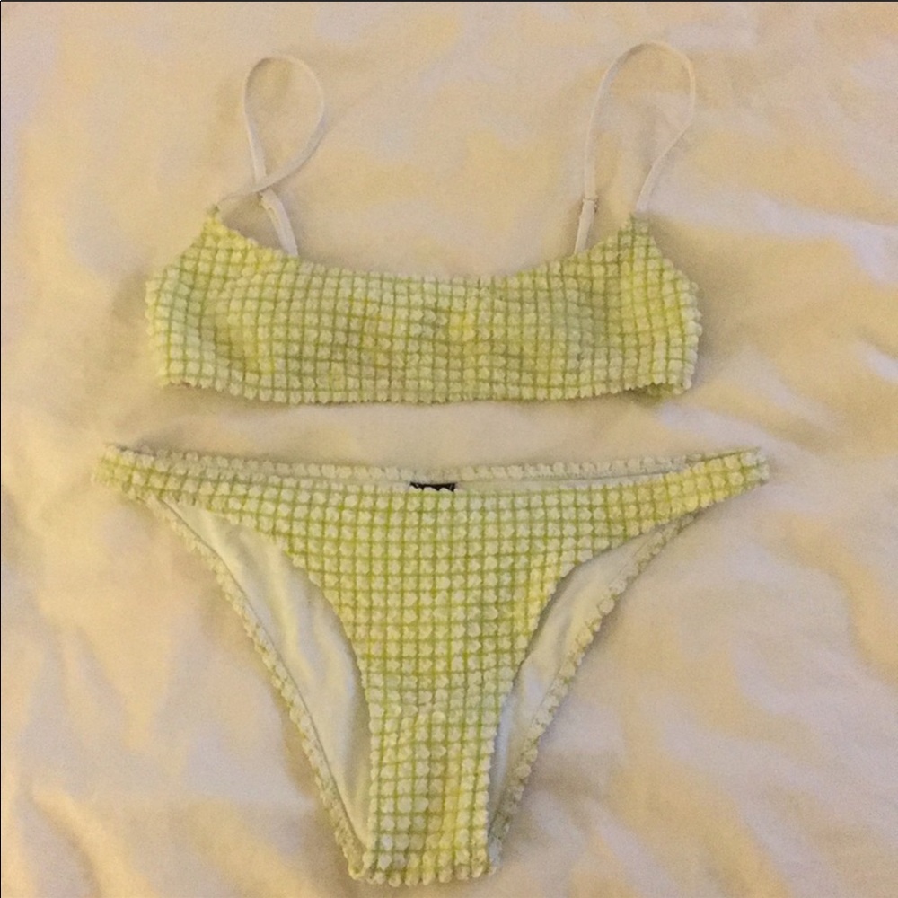 Triangl Summer